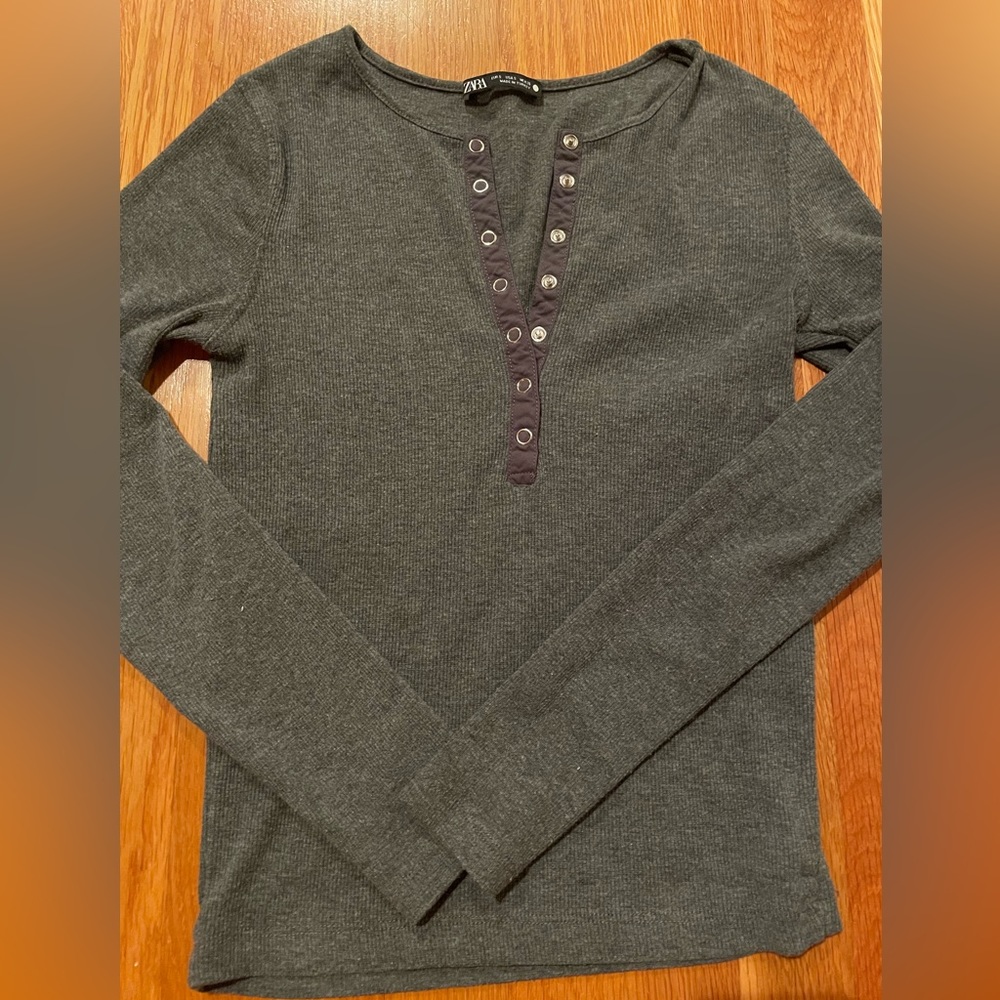 Size:S Fits:Small/Medium Brand:Zara Color:Grey